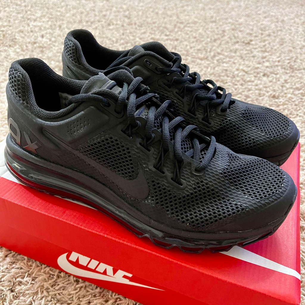 Nike Men's Air Max 2013 Running Sneakers Shoes Black Fz3156-010, Size 8.5 (New)